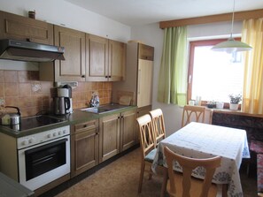 Kühlschrank, Ofen, Geschirrspüler