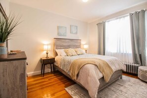 2 bedrooms, desk, iron/ironing board, travel cot