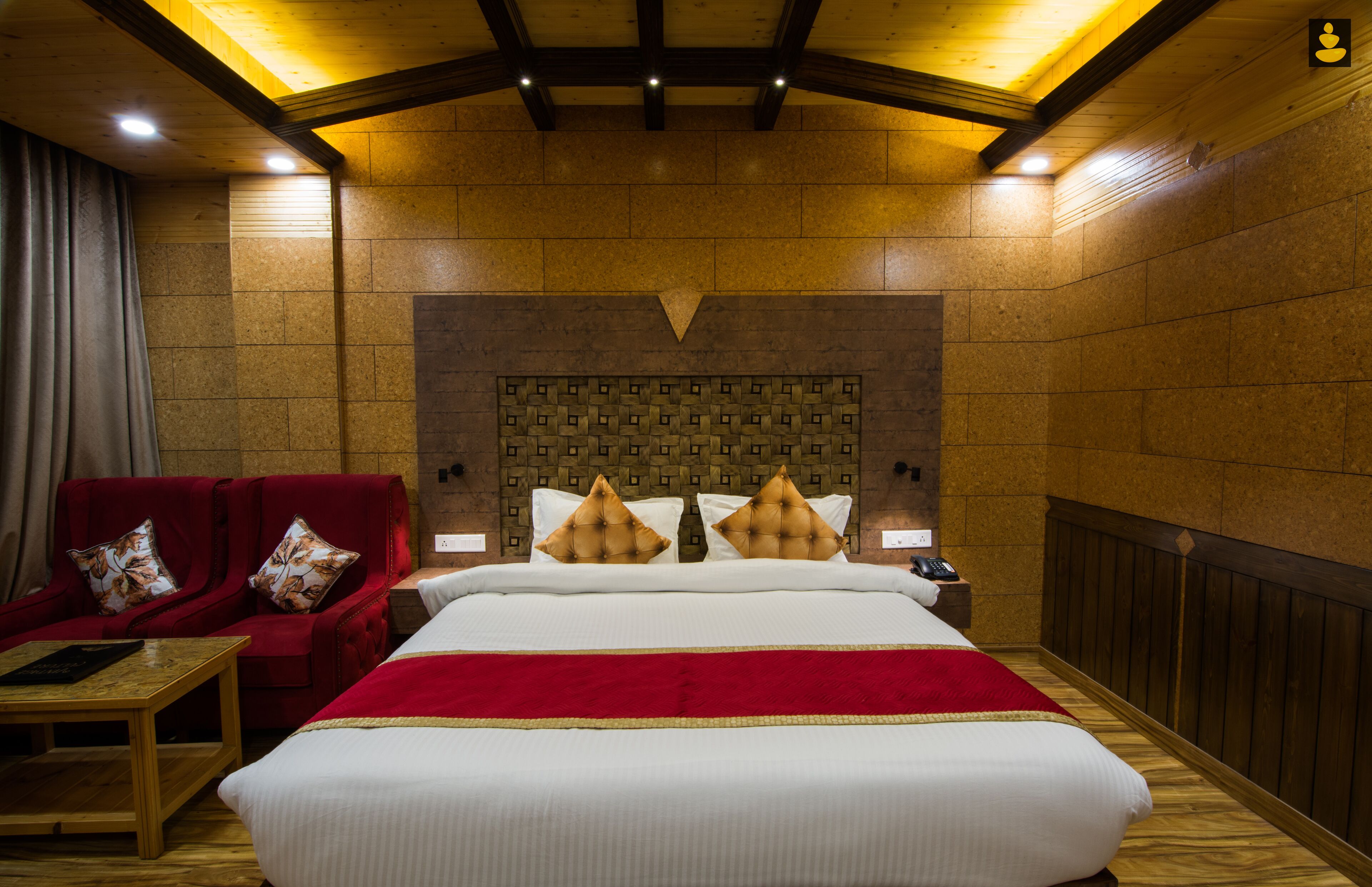 LivingStone Mountain Retreat Chail Executive Room