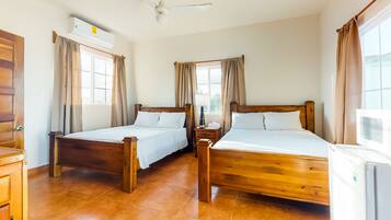 Bügeleisen/Bügelbrett, kostenloses Internet, Bettwäsche