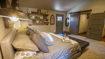 3 Schlafzimmer, Zimmersafe, Schreibtisch, Bügeleisen/Bügelbrett