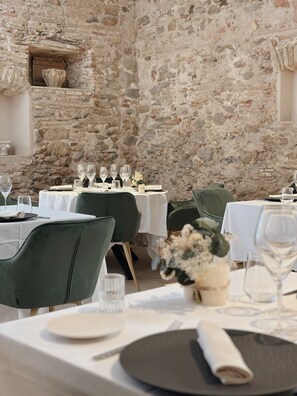 Restaurant - Palau Macelli (Castello d'Empuries)