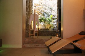Couples treatment rooms, body treatments, hot stone massages - Palau Macelli (Castello d'Empuries)