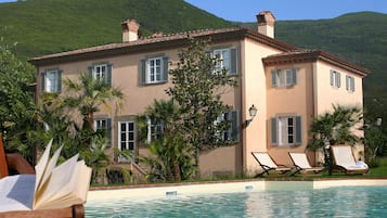 Piscina externa