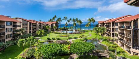 Condo, 3 Bedrooms | Property grounds