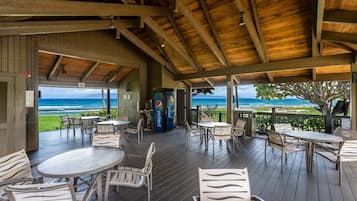Condo, 3 Bedrooms | Balcony