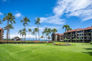 Condo, 3 Bedrooms | Property grounds