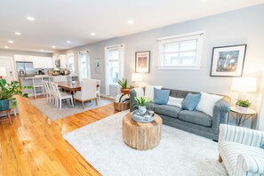Smart TV - The Haven - Feel at Home (New Haven)