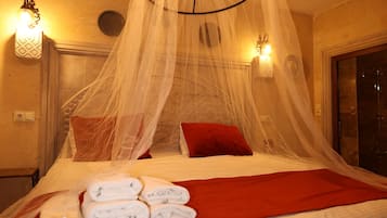 Quarto luxo | Quartos à prova de som, Wi-Fi de cortesia, roupa de cama