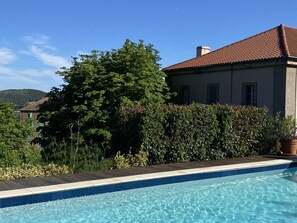 Piscine extérieure, piscine chauffée