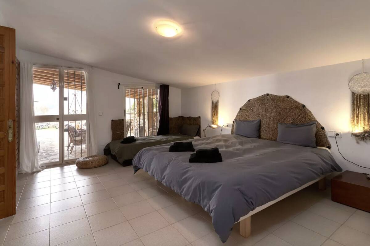 Blackout curtains, iron/ironing board, free cots/infant beds, free WiFi