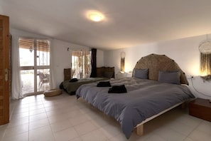 Blackout curtains, iron/ironing board, free cots/infant beds, free WiFi