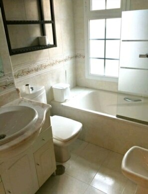 Hair dryer, towels, soap, shampoo