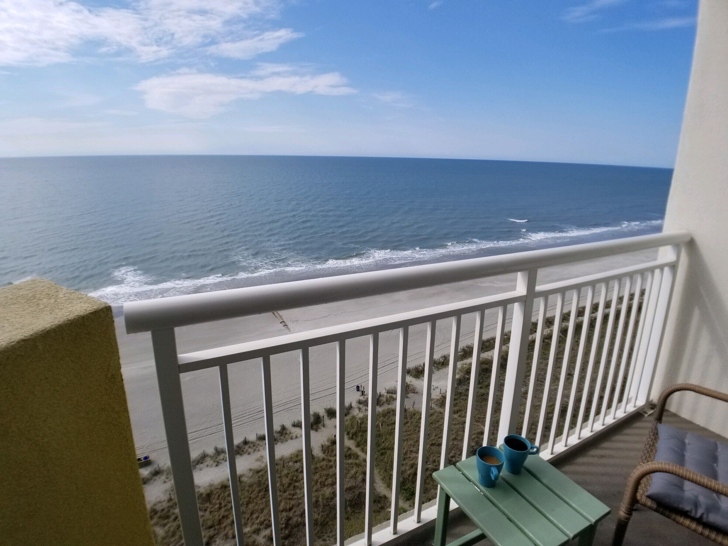 BAY WATCH RESORT N. Myrtle OCEANFRONT BALCONY 1 Bdrm sleeps 6. Reno 2021