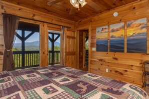 4 bedrooms, desk, iron/ironing board, travel crib