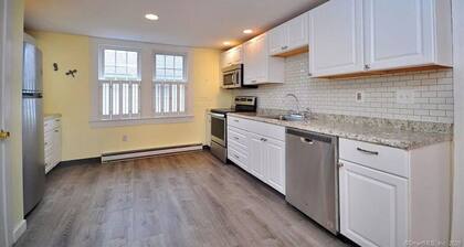 Lovely 3 BR Beach house with beach just a 1 block walk away