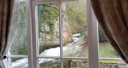 Historic Water Mill in the heart of the Peak District