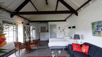 TV, Netflix, books, streaming services