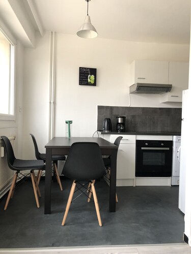 L'urban - Appart au Top! Studio + parking + equipped for long stays