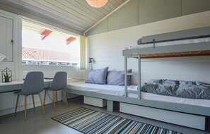 2 bedrooms, free WiFi