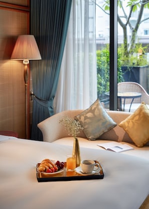 Ropa de cama hipoalergénica y minibar