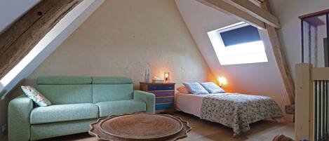 1 bedroom, desk, soundproofing, iron/ironing board