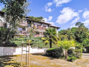 Exterior - Beautiful apartment for 4 people with WIFI, TV, balcony and pets allowed (Arcachon)
