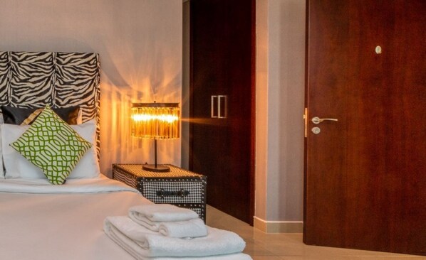 Pengeskab på værelset, strygejern/strygebræt, Wi-Fi, sengetøj