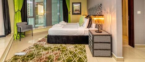 Zimmersafe, Bügeleisen/Bügelbrett, WLAN, Bettwäsche