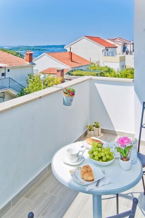 Departamento Confort, Terraza, vista al mar | Terraza o patio