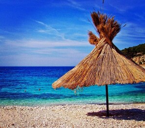 Beach nearby - Apartments Nina Hvar town (Hvar)