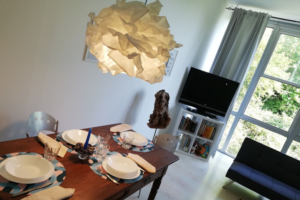"Letter 22" apartment, in the heart of Olivetti architecture