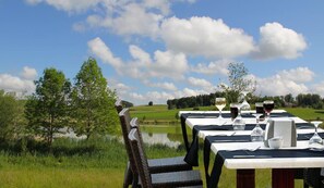 Terrace/patio - Erlebnisland Grizzlybär (Forst-Längenbühl)