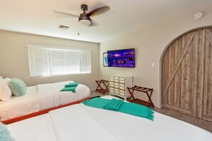 4 bedrooms, desk, iron/ironing board, travel cot