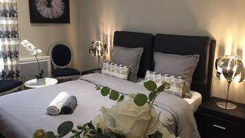 9 bedrooms, iron/ironing board, travel cot, free WiFi