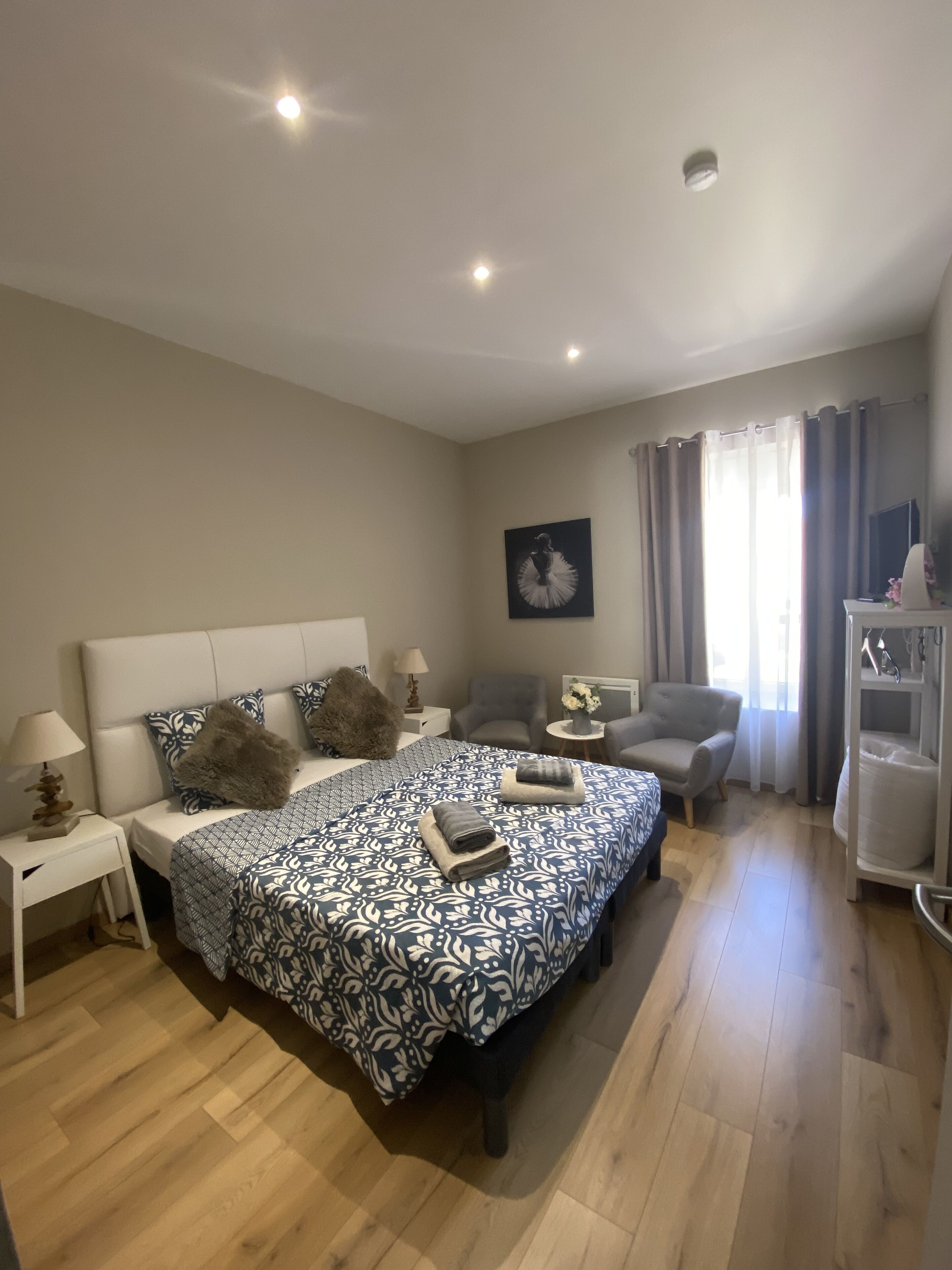 9 bedrooms, iron/ironing board, travel crib, free WiFi