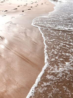 In Strandnähe, Liegestühle, Strandtücher