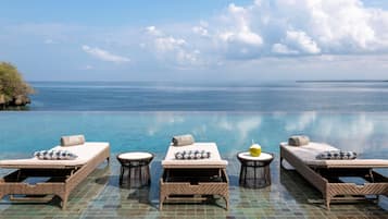 Outdoor pool, open 6:00 AM to 7:00 PM, pool cabanas (surcharge)