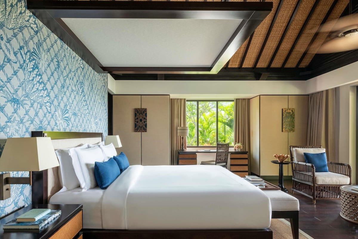 1 bedroom, free minibar, in-room safe, desk