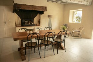 Comfort Cottage | Private kitchen | High chair - Ecogite La Noë (Servon-sur-Vilaine)