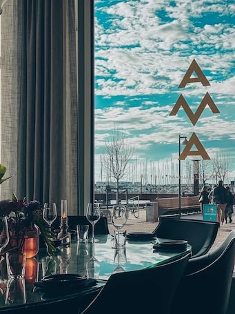 Restaurante. Clarion Hotel Sea U