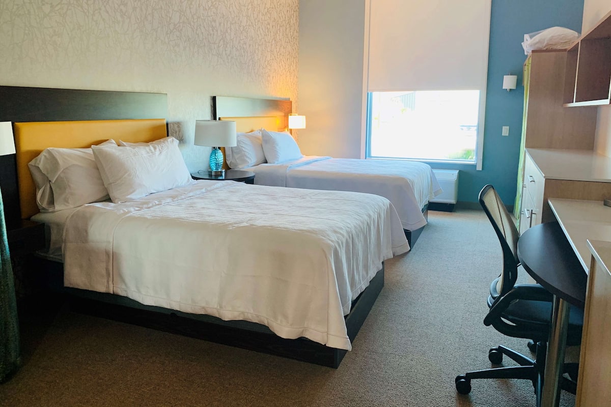 1 slaapkamer, een kluis op de kamer, beddengoed