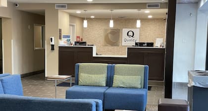 Quality Inn & Suites Spring Lake - Fayetteville near Fort Bragg