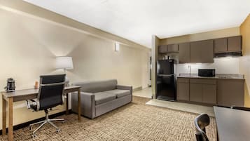 Bureau, espace de travail pour ordinateur portable, rideaux occultants