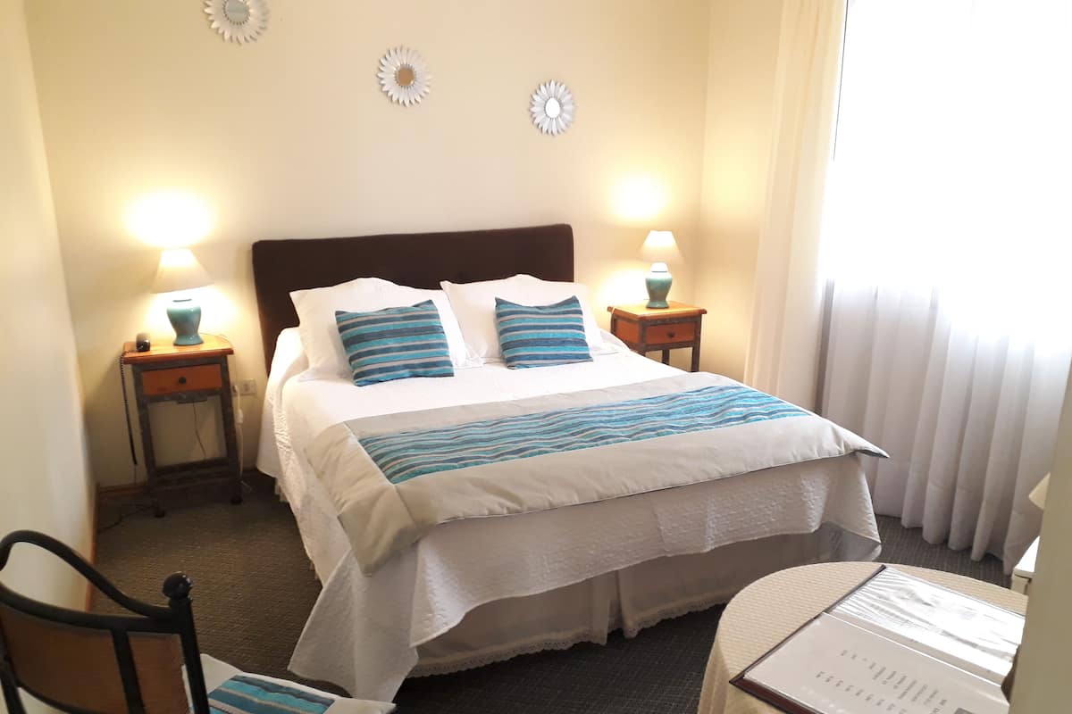 Standard Single Room | Egyptian cotton sheets, premium bedding, minibar, desk