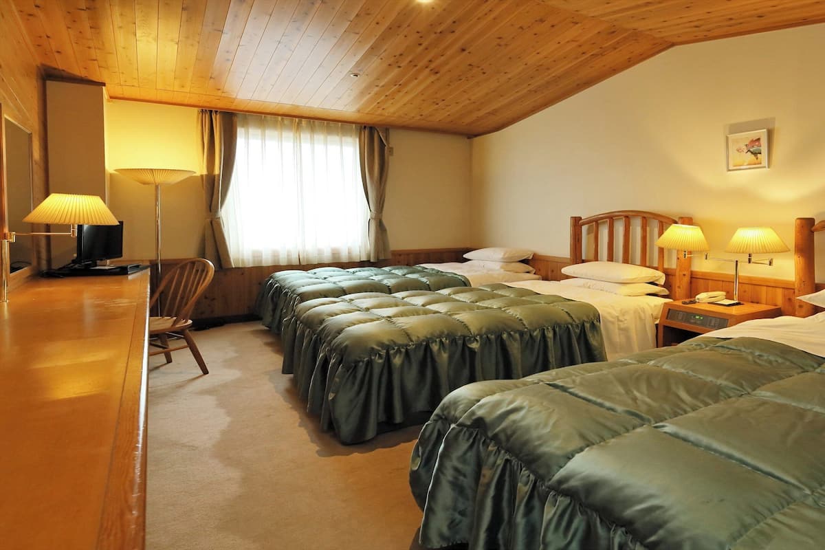 Tliple Room(3F), Non Smoking | Free WiFi, bed sheets