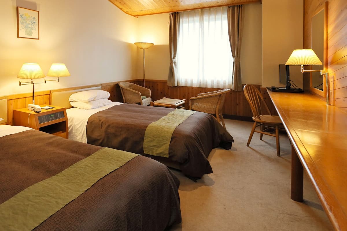 Free WiFi, bed sheets