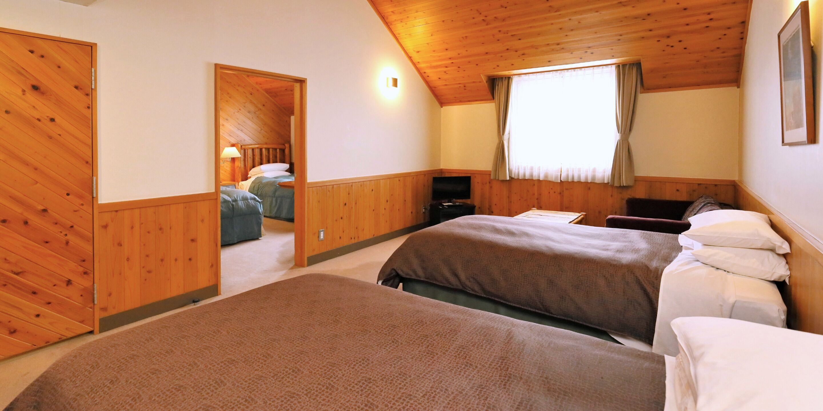 Chambre Quadruple Standard | Wi-Fi gratuit, draps fournis