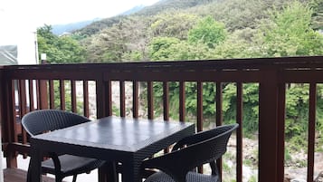 ๋ฒ ์ด์ง๋ฃธ | ๋ฌด๋ฃ WiFi