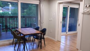 ํจ๋ฐ๋ฆฌ ์คํ๋์ค | ๋ฌด๋ฃ WiFi